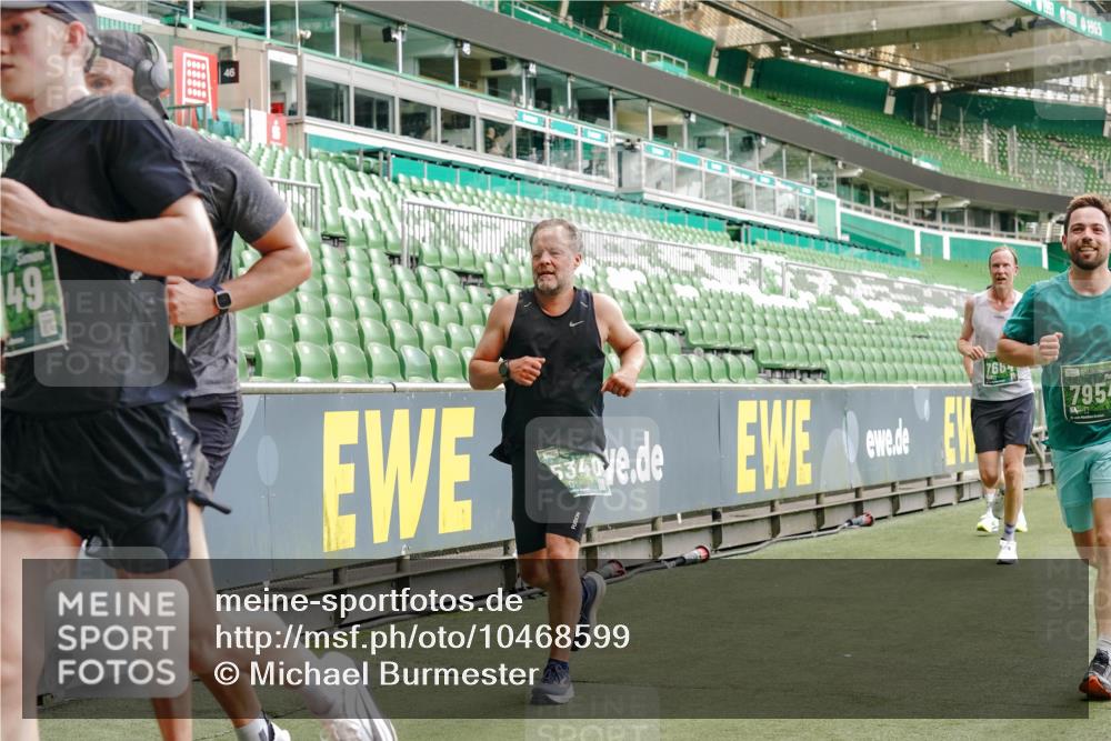 13.09.2026 - 21. swb-Marathon Bremen Michael Burmester http://msf.ph/oto/10468599 13.09.2026 12:57:42 Laufen im Stadion 141, 148, 334, 431, 511, 672, 769, 776, 789, 790, 857, 876, 909, 948, 1010, 1119, 1130, 1191, 1199, 1254, 1281, 1535, 1601, 1642, 1647, 1752, 1809, 1881, 1900, 1931, 1933, 1972, 2001, 2040, 2046, 2051, 2075, 2324, 2343, 2371, 2397, 2402, 2423, 2425, 2473, 2493, 2634, 2640, 2671, 2761, 2771, 2812, 2903, 2904, 3051, 3078, 3138, 3148, 3182, 3186, 3319, 3338, 3450, 3458, 3514, 3534, 3560, 3634, 3655, 3685, 3690, 3695, 3760, 3813, 3866, 3933, 3939, 4101, 4316, 4319 meine-sportfotos.de
