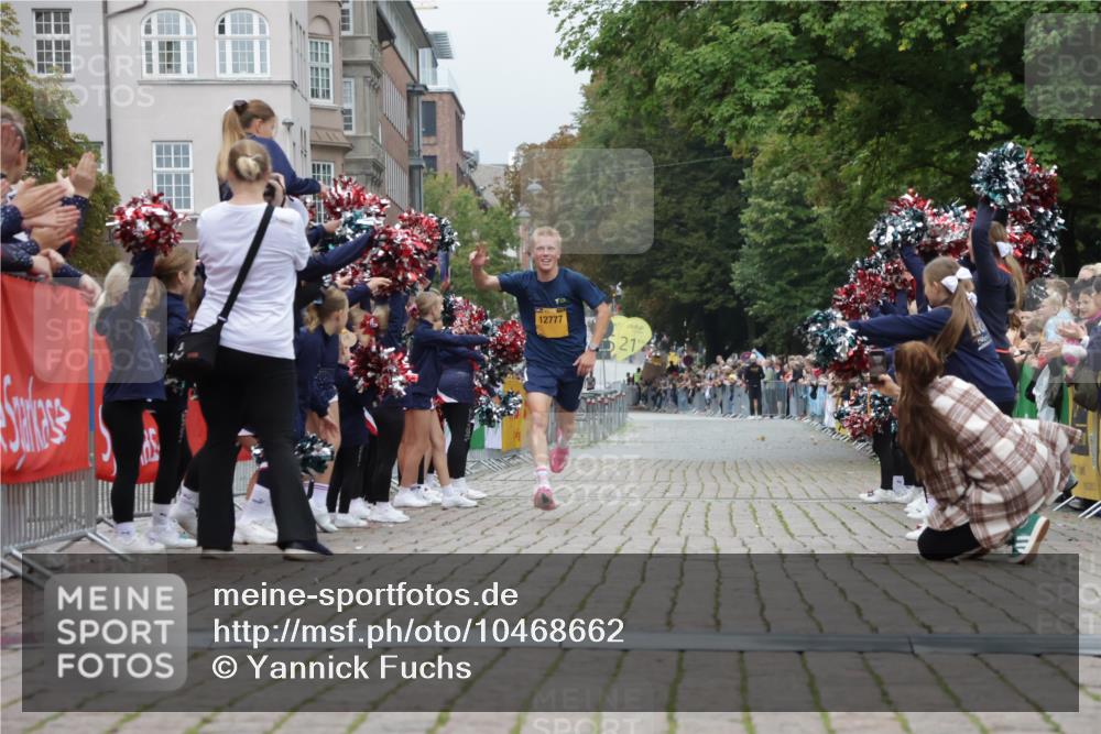 13.09.2026 - Kiel Lauf Yannick Fuchs http://msf.ph/oto/10468662 13.09.2026 10:19:48 Ziel 11615 meine-sportfotos.de