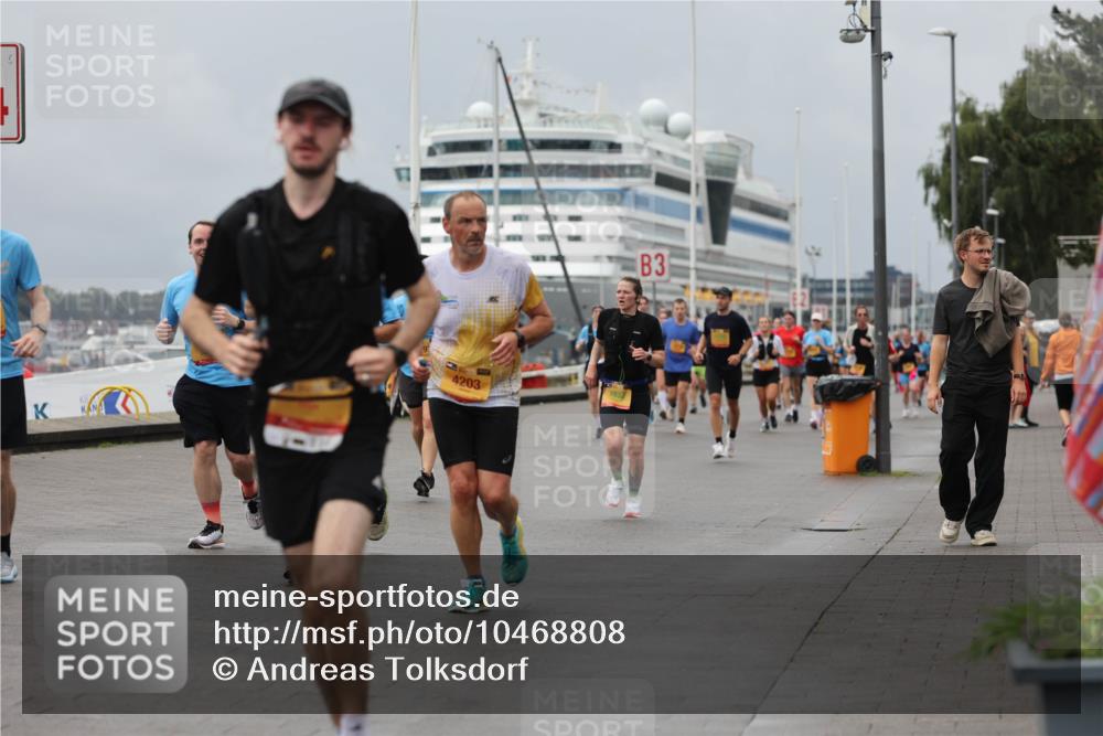 13.09.2026 - Kiel Lauf Andreas Tolksdorf http://msf.ph/oto/10468808 13.09.2026 12:08:53 Kiellinie 4203, 3 meine-sportfotos.de