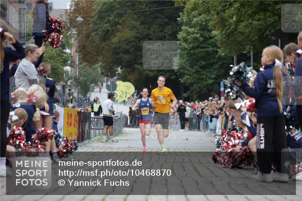 13.09.2026 - Kiel Lauf Yannick Fuchs http://msf.ph/oto/10468870 13.09.2026 10:20:55 Ziel 6049, 6584, 12149 meine-sportfotos.de