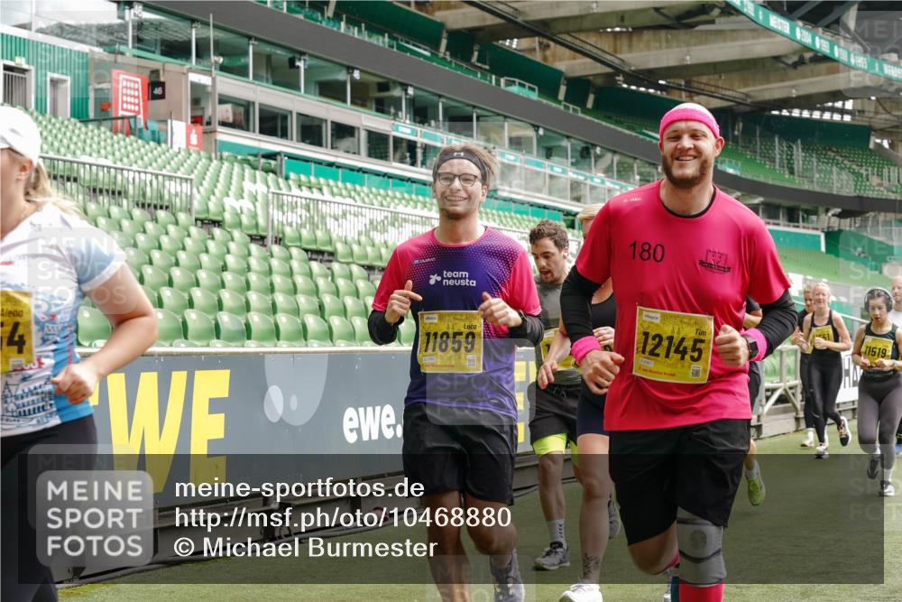 13.09.2026 - 21. swb-Marathon Bremen Michael Burmester http://msf.ph/oto/10468880 13.09.2026 10:36:09 Laufen im Stadion 10092, 10093, 10144, 10152, 10153, 10154, 10157, 10160, 10173, 10175, 10181, 10182, 10185, 10187, 10195, 10198, 10237, 10245, 10251, 10257, 10263, 10272, 10275, 10278, 10291, 10296, 10306, 10309, 10338, 10357, 10377, 10382, 10390, 10403, 10409, 10411, 10420, 10427, 10429, 10439, 10473, 10477, 10481, 10485, 10492, 10497, 10500, 10528, 10531, 10559, 10560, 10569, 10607, 10613, 10617, 10633, 10636, 10647, 10648, 10671, 10672, 10677, 10715 meine-sportfotos.de
