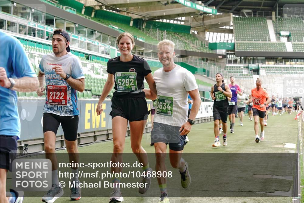 13.09.2026 - 21. swb-Marathon Bremen Michael Burmester http://msf.ph/oto/10468908 13.09.2026 12:57:47 Laufen im Stadion 141, 148, 334, 431, 511, 672, 769, 776, 789, 790, 857, 876, 909, 1010, 1119, 1130, 1191, 1199, 1254, 1281, 1535, 1601, 1642, 1647, 1752, 1809, 1881, 1900, 1931, 1933, 1972, 2040, 2046, 2051, 2075, 2324, 2343, 2371, 2397, 2402, 2423, 2425, 2473, 2493, 2634, 2640, 2671, 2761, 2771, 2807, 2812, 2903, 2904, 3051, 3078, 3138, 3148, 3182, 3186, 3319, 3338, 3450, 3458, 3514, 3534, 3560, 3634, 3655, 3685, 3690, 3695, 3760, 3813, 3866, 3933, 3939, 4101, 4316, 4319 meine-sportfotos.de