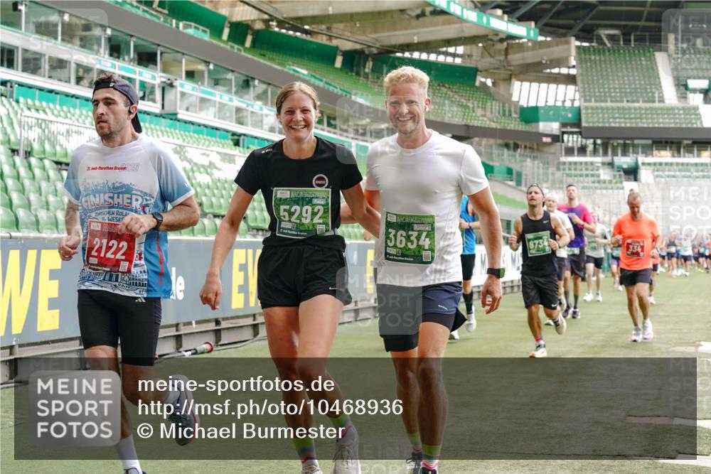 13.09.2026 - 21. swb-Marathon Bremen Michael Burmester http://msf.ph/oto/10468936 13.09.2026 12:57:47 Laufen im Stadion 141, 148, 334, 431, 511, 672, 769, 776, 789, 790, 857, 876, 909, 1010, 1119, 1130, 1191, 1199, 1254, 1281, 1535, 1601, 1642, 1647, 1752, 1809, 1881, 1900, 1931, 1933, 1972, 2040, 2046, 2051, 2075, 2324, 2343, 2371, 2397, 2402, 2423, 2425, 2473, 2493, 2634, 2640, 2671, 2761, 2771, 2807, 2812, 2903, 2904, 3051, 3078, 3138, 3148, 3182, 3186, 3319, 3338, 3450, 3458, 3514, 3534, 3560, 3634, 3655, 3685, 3690, 3695, 3760, 3813, 3866, 3933, 3939, 4101, 4316, 4319 meine-sportfotos.de