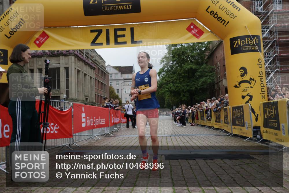13.09.2026 - Kiel Lauf Yannick Fuchs http://msf.ph/oto/10468996 13.09.2026 10:21:05 Ziel 12149, 6049, 6584 meine-sportfotos.de