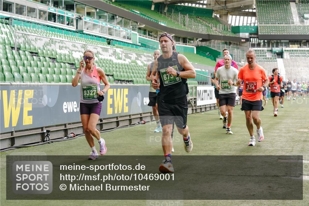 13.09.2026 - 21. swb-Marathon Bremen Michael Burmester http://msf.ph/oto/10469001 13.09.2026 12:57:49 Laufen im Stadion 141, 148, 334, 431, 511, 672, 769, 776, 789, 790, 857, 876, 909, 1010, 1119, 1130, 1191, 1199, 1254, 1281, 1535, 1601, 1642, 1647, 1752, 1809, 1881, 1900, 1931, 1933, 1972, 2040, 2046, 2051, 2075, 2324, 2343, 2371, 2397, 2402, 2423, 2425, 2473, 2493, 2634, 2640, 2671, 2761, 2771, 2807, 2812, 2903, 2904, 3051, 3078, 3138, 3148, 3182, 3186, 3319, 3338, 3450, 3458, 3514, 3534, 3560, 3634, 3655, 3685, 3690, 3695, 3760, 3813, 3866, 3933, 3939, 4101, 4316, 4319 meine-sportfotos.de