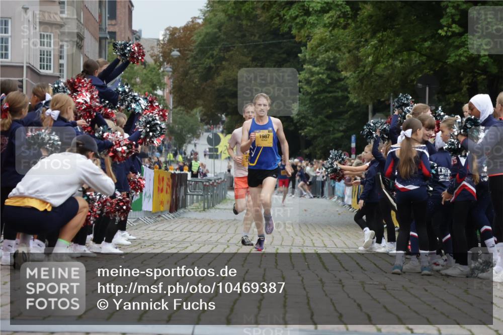 13.09.2026 - Kiel Lauf Yannick Fuchs http://msf.ph/oto/10469387 13.09.2026 10:22:33 Ziel 151, 8240, 1987, 3732, 4621, 8708, 5326, 5603, 12148 meine-sportfotos.de