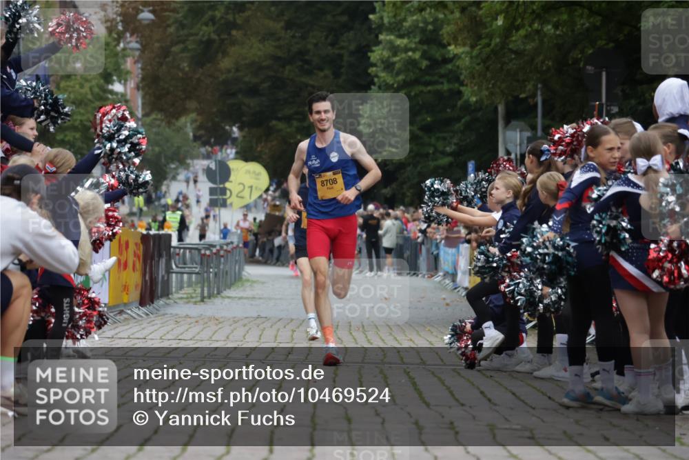 13.09.2026 - Kiel Lauf Yannick Fuchs http://msf.ph/oto/10469524 13.09.2026 10:22:43 Ziel 151, 5603, 4621, 8240, 8708, 5326, 1987, 3732 meine-sportfotos.de