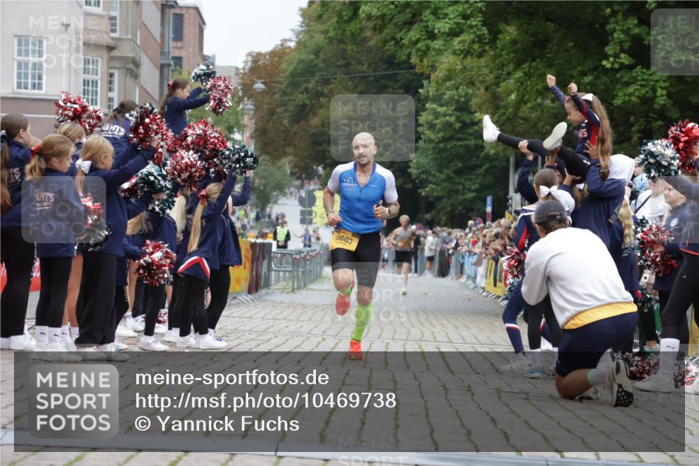 13.09.2026 - Kiel Lauf Yannick Fuchs http://msf.ph/oto/10469738 13.09.2026 10:23:11 Ziel 3465, 8809, 9678, 10568, 5326, 5603, 4645, 6302, 151, 5603 meine-sportfotos.de
