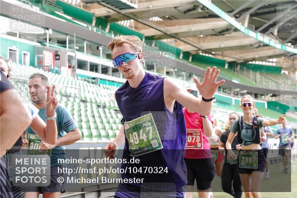 13.09.2026 - 21. swb-Marathon Bremen Michael Burmester http://msf.ph/oto/10470324 13.09.2026 13:14:16 Laufen im Stadion 183, 270, 278, 300, 349, 414, 460, 576, 600, 631, 695, 702, 768, 933, 950, 956, 1005, 1008, 1047, 1143, 1392, 1408, 1426, 1573, 1596, 1641, 1818, 1819, 1991, 2024, 2035, 2079, 2233, 2314, 2387, 2412, 2439, 2457, 2461, 2478, 2494, 2521, 2540, 2564, 2612, 2665, 2690, 2691, 2693, 2737, 2773, 2792, 2816, 2829, 2838, 2861, 2865, 2884, 2887, 2921, 2972, 2978, 3016, 3111, 3209, 3253, 3277, 3293, 3304, 3313, 3355, 3378, 3405, 3428, 3653, 3661, 3680, 4034, 4080, 4306, 703 meine-sportfotos.de