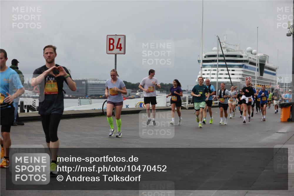 13.09.2026 - Kiel Lauf Andreas Tolksdorf http://msf.ph/oto/10470452 13.09.2026 12:10:21 Kiellinie 1, 2283, 4, 187 meine-sportfotos.de