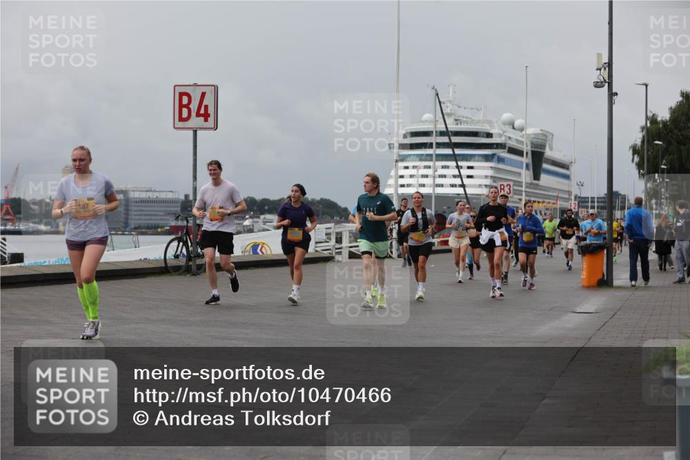 13.09.2026 - Kiel Lauf Andreas Tolksdorf http://msf.ph/oto/10470466 13.09.2026 12:10:23 Kiellinie 187, 4, 225, 3 meine-sportfotos.de