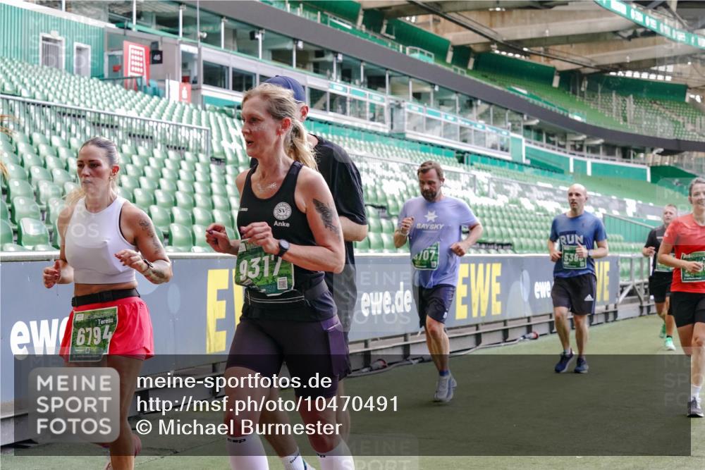 13.09.2026 - 21. swb-Marathon Bremen Michael Burmester http://msf.ph/oto/10470491 13.09.2026 13:14:19 Laufen im Stadion 183, 266, 270, 278, 300, 349, 414, 460, 576, 600, 631, 695, 702, 768, 933, 950, 956, 1005, 1008, 1047, 1143, 1392, 1408, 1426, 1573, 1596, 1641, 1818, 1819, 1991, 2024, 2035, 2079, 2233, 2314, 2387, 2412, 2439, 2457, 2461, 2466, 2484, 2494, 2521, 2540, 2564, 2612, 2665, 2690, 2691, 2693, 2737, 2773, 2792, 2816, 2829, 2838, 2861, 2865, 2884, 2887, 2921, 2972, 2978, 3016, 3111, 3209, 3253, 3277, 3304, 3313, 3355, 3378, 3405, 3428, 3653, 3661, 3680, 4034, 4080, 4306, 703 meine-sportfotos.de