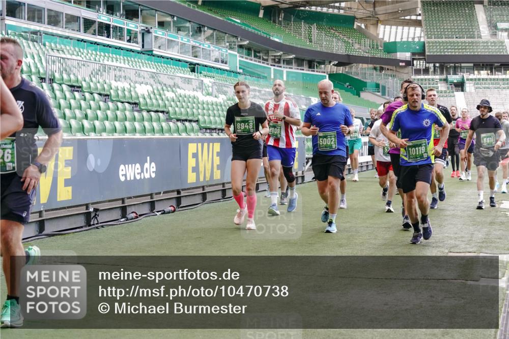 13.09.2026 - 21. swb-Marathon Bremen Michael Burmester http://msf.ph/oto/10470738 13.09.2026 13:14:23 Laufen im Stadion 266, 270, 278, 300, 349, 414, 460, 576, 600, 631, 695, 702, 768, 950, 956, 1005, 1008, 1047, 1143, 1392, 1408, 1426, 1573, 1596, 1641, 1818, 1819, 1991, 2024, 2035, 2079, 2233, 2314, 2387, 2412, 2439, 2457, 2461, 2466, 2484, 2494, 2521, 2540, 2564, 2612, 2665, 2690, 2691, 2693, 2737, 2773, 2792, 2816, 2829, 2838, 2861, 2865, 2884, 2887, 2921, 2972, 2978, 3016, 3111, 3209, 3253, 3277, 3304, 3313, 3355, 3378, 3405, 3428, 3653, 3661, 3670, 3680, 4034, 4080, 4306, 703 meine-sportfotos.de