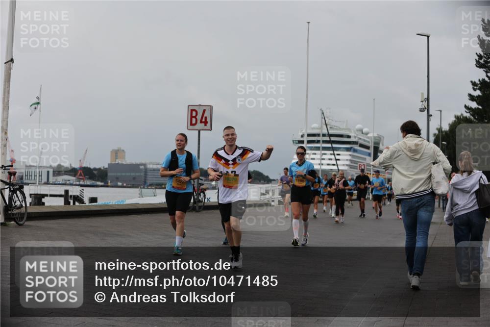 13.09.2026 - Kiel Lauf Andreas Tolksdorf http://msf.ph/oto/10471485 13.09.2026 12:19:03 Kiellinie 4, 54, 10379, 11985 meine-sportfotos.de