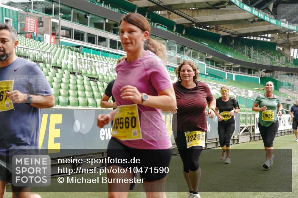 13.09.2026 - 21. swb-Marathon Bremen Michael Burmester http://msf.ph/oto/10471590 13.09.2026 10:37:02 Laufen im Stadion 10090, 10091, 10092, 10150, 10152, 10153, 10154, 10160, 10182, 10186, 10187, 10195, 10198, 10237, 10251, 10257, 10263, 10272, 10273, 10274, 10275, 10278, 10283, 10291, 10296, 10306, 10315, 10323, 10327, 10331, 10332, 10338, 10357, 10382, 10390, 10403, 10409, 10411, 10420, 10429, 10439, 10444, 10473, 10477, 10481, 10488, 10497, 10500, 10516, 10531, 10560, 10569, 10598, 10607, 10613, 10617, 10633, 10647, 10648, 10659, 10663, 10671, 10672, 10674 meine-sportfotos.de