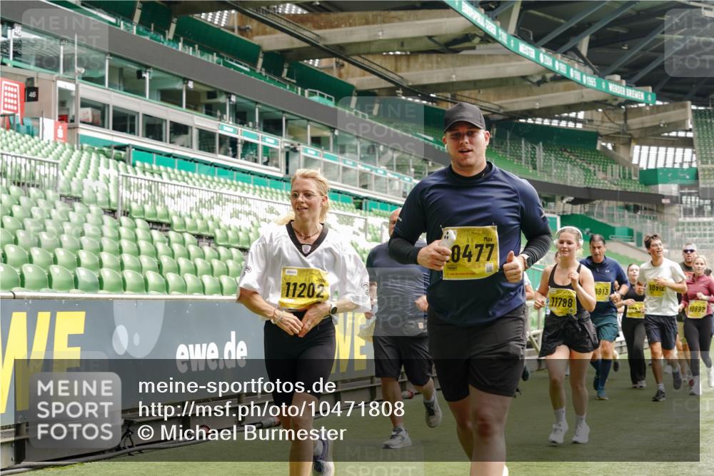 13.09.2026 - 21. swb-Marathon Bremen Michael Burmester http://msf.ph/oto/10471808 13.09.2026 10:37:07 Laufen im Stadion 10090, 10091, 10092, 10150, 10152, 10153, 10154, 10160, 10182, 10186, 10187, 10195, 10198, 10237, 10251, 10257, 10263, 10272, 10273, 10274, 10275, 10278, 10283, 10291, 10296, 10306, 10315, 10323, 10327, 10331, 10332, 10338, 10357, 10375, 10382, 10390, 10403, 10409, 10411, 10420, 10429, 10439, 10444, 10473, 10477, 10481, 10488, 10497, 10500, 10516, 10531, 10560, 10569, 10598, 10607, 10613, 10617, 10633, 10647, 10648, 10659, 10663, 10671, 10672, 10674 meine-sportfotos.de