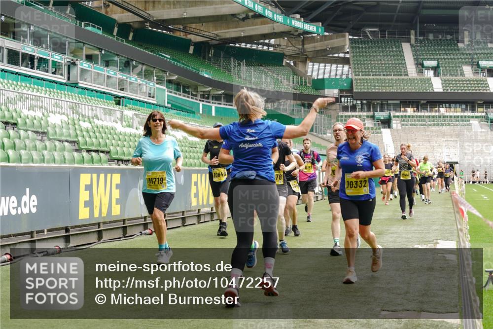 13.09.2026 - 21. swb-Marathon Bremen Michael Burmester http://msf.ph/oto/10472257 13.09.2026 10:37:21 Laufen im Stadion 10090, 10091, 10092, 10150, 10153, 10154, 10160, 10186, 10187, 10190, 10198, 10237, 10251, 10257, 10263, 10272, 10273, 10274, 10275, 10278, 10283, 10291, 10296, 10305, 10306, 10315, 10323, 10327, 10331, 10332, 10338, 10370, 10375, 10376, 10382, 10390, 10403, 10411, 10420, 10429, 10432, 10439, 10444, 10465, 10481, 10488, 10497, 10500, 10516, 10531, 10560, 10569, 10598, 10607, 10613, 10633, 10647, 10648, 10654, 10659, 10663, 10671, 10672, 10674, 10823 meine-sportfotos.de