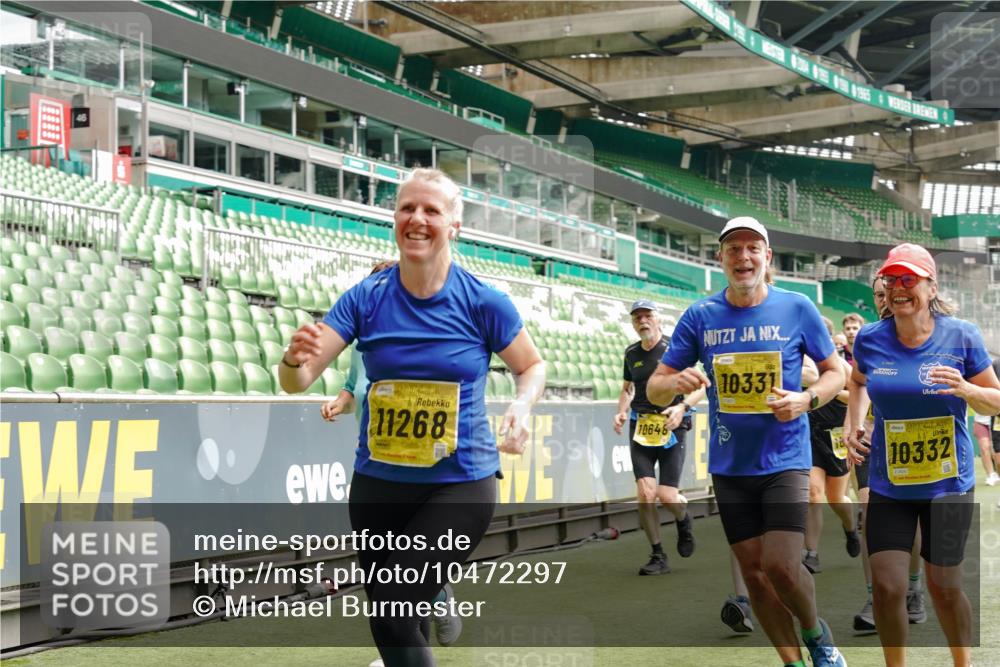 13.09.2026 - 21. swb-Marathon Bremen Michael Burmester http://msf.ph/oto/10472297 13.09.2026 10:37:22 Laufen im Stadion 10090, 10091, 10092, 10150, 10153, 10154, 10160, 10186, 10187, 10190, 10198, 10237, 10251, 10257, 10263, 10272, 10273, 10274, 10275, 10278, 10283, 10291, 10296, 10305, 10306, 10315, 10323, 10327, 10331, 10332, 10338, 10370, 10375, 10376, 10382, 10390, 10403, 10411, 10420, 10429, 10432, 10439, 10444, 10465, 10481, 10488, 10497, 10500, 10516, 10531, 10560, 10569, 10598, 10607, 10613, 10633, 10647, 10648, 10654, 10659, 10663, 10671, 10672, 10674, 10823 meine-sportfotos.de