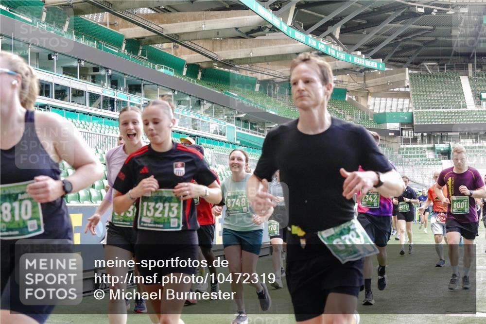 13.09.2026 - 21. swb-Marathon Bremen Michael Burmester http://msf.ph/oto/10472319 13.09.2026 13:15:06 Laufen im Stadion 143, 263, 266, 300, 414, 460, 598, 631, 768, 956, 1008, 1047, 1392, 1408, 1573, 1818, 1819, 1874, 2013, 2024, 2035, 2218, 2233, 2235, 2314, 2359, 2385, 2386, 2387, 2412, 2457, 2466, 2468, 2484, 2494, 2521, 2540, 2564, 2667, 2690, 2691, 2693, 2737, 2760, 2783, 2829, 2838, 2859, 2861, 2865, 2874, 2887, 2958, 2978, 3075, 3111, 3157, 3165, 3185, 3209, 3265, 3304, 3355, 3378, 3382, 3405, 3428, 3486, 3653, 3661, 3670, 3680, 3829, 4034, 4080, 4306, 703 meine-sportfotos.de