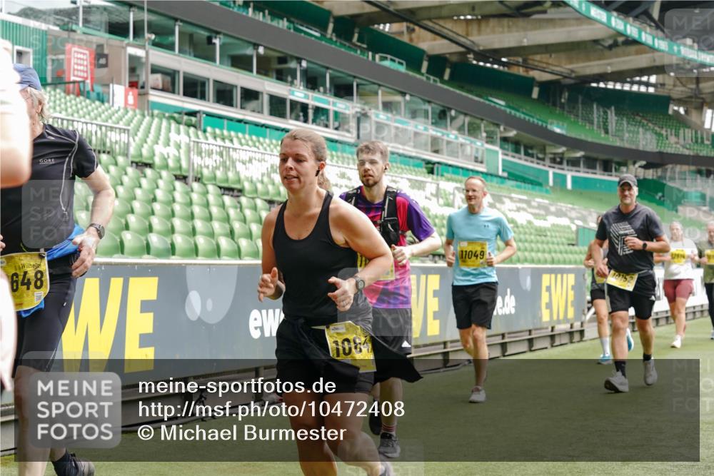 13.09.2026 - 21. swb-Marathon Bremen Michael Burmester http://msf.ph/oto/10472408 13.09.2026 10:37:26 Laufen im Stadion 10090, 10091, 10092, 10150, 10153, 10154, 10160, 10186, 10187, 10190, 10198, 10205, 10237, 10251, 10257, 10263, 10272, 10273, 10274, 10275, 10278, 10283, 10291, 10296, 10305, 10315, 10323, 10327, 10331, 10332, 10338, 10370, 10375, 10376, 10382, 10390, 10403, 10411, 10420, 10429, 10432, 10439, 10444, 10465, 10481, 10488, 10497, 10500, 10516, 10531, 10560, 10569, 10598, 10607, 10613, 10633, 10647, 10648, 10654, 10659, 10663, 10674, 10823 meine-sportfotos.de
