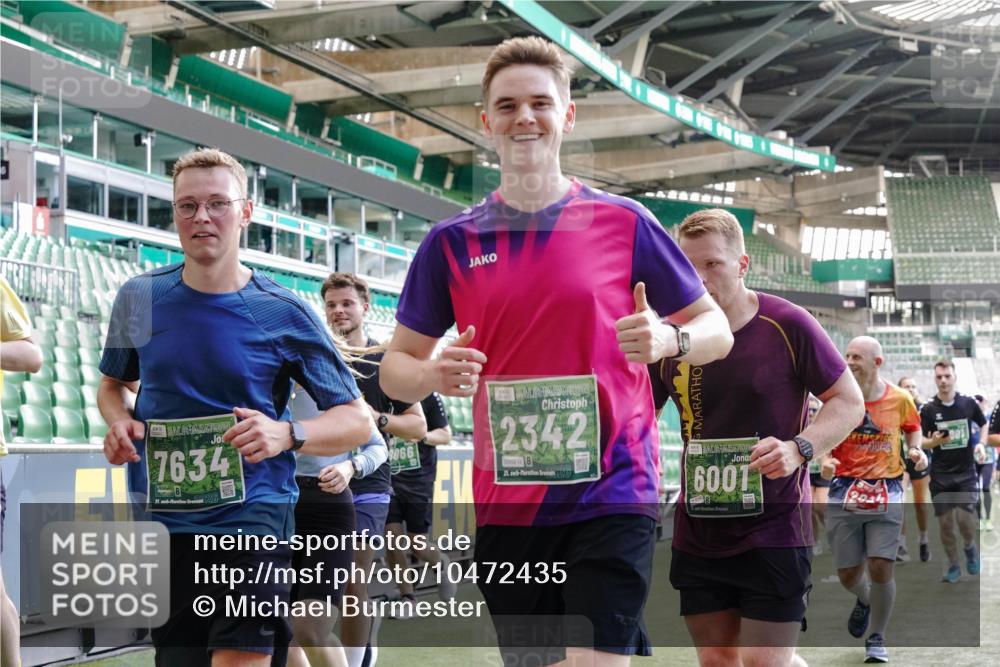 13.09.2026 - 21. swb-Marathon Bremen Michael Burmester http://msf.ph/oto/10472435 13.09.2026 13:15:08 Laufen im Stadion 143, 263, 266, 300, 414, 460, 598, 631, 768, 956, 1008, 1047, 1392, 1408, 1573, 1818, 1819, 1874, 2013, 2024, 2035, 2218, 2233, 2235, 2314, 2359, 2385, 2386, 2387, 2412, 2457, 2466, 2468, 2484, 2494, 2521, 2540, 2564, 2667, 2690, 2691, 2693, 2737, 2760, 2783, 2829, 2838, 2859, 2861, 2865, 2874, 2887, 2958, 2978, 3001, 3075, 3111, 3157, 3165, 3185, 3209, 3237, 3265, 3304, 3355, 3378, 3382, 3405, 3428, 3486, 3653, 3661, 3670, 3680, 3829, 4034, 4080, 4306, 703 meine-sportfotos.de