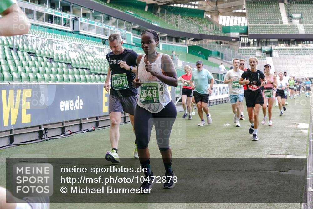 13.09.2026 - 21. swb-Marathon Bremen Michael Burmester http://msf.ph/oto/10472873 13.09.2026 13:15:20 Laufen im Stadion 143, 263, 266, 300, 414, 460, 598, 612, 653, 768, 956, 1008, 1047, 1392, 1408, 1573, 1818, 1819, 1874, 2013, 2024, 2218, 2233, 2235, 2314, 2359, 2385, 2386, 2412, 2466, 2468, 2484, 2494, 2521, 2564, 2667, 2678, 2690, 2691, 2698, 2737, 2760, 2783, 2829, 2838, 2859, 2861, 2865, 2874, 2887, 2958, 2978, 3001, 3075, 3157, 3165, 3185, 3237, 3265, 3331, 3355, 3378, 3382, 3405, 3428, 3486, 3512, 3653, 3661, 3670, 3680, 3829, 4034, 4080, 4306, 703 meine-sportfotos.de