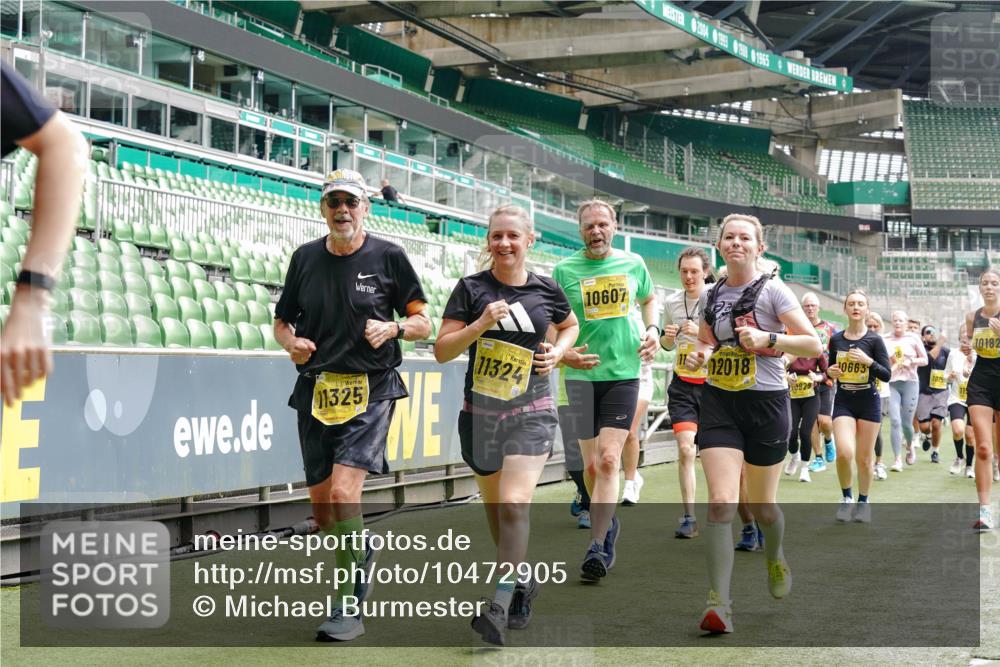 13.09.2026 - 21. swb-Marathon Bremen Michael Burmester http://msf.ph/oto/10472905 13.09.2026 10:37:39 Laufen im Stadion 10090, 10091, 10092, 10150, 10153, 10154, 10160, 10186, 10190, 10198, 10205, 10237, 10251, 10257, 10273, 10274, 10278, 10283, 10296, 10305, 10315, 10323, 10327, 10331, 10332, 10338, 10370, 10375, 10376, 10382, 10390, 10403, 10411, 10420, 10429, 10432, 10444, 10465, 10488, 10497, 10500, 10516, 10531, 10569, 10598, 10607, 10613, 10633, 10645, 10647, 10648, 10654, 10659, 10663, 10674, 10681, 10682, 10695, 10697, 10802, 10823 meine-sportfotos.de