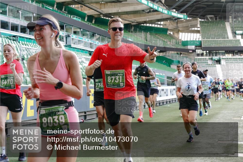 13.09.2026 - 21. swb-Marathon Bremen Michael Burmester http://msf.ph/oto/10473070 13.09.2026 13:15:25 Laufen im Stadion 143, 263, 266, 300, 414, 460, 598, 612, 653, 768, 956, 1008, 1047, 1392, 1408, 1573, 1818, 1819, 1874, 2013, 2024, 2218, 2233, 2235, 2314, 2351, 2359, 2385, 2386, 2466, 2468, 2484, 2494, 2521, 2564, 2664, 2667, 2678, 2690, 2691, 2698, 2737, 2760, 2783, 2799, 2829, 2838, 2846, 2859, 2861, 2865, 2874, 2887, 2958, 2978, 3001, 3075, 3133, 3157, 3165, 3185, 3237, 3265, 3331, 3355, 3378, 3382, 3405, 3428, 3486, 3512, 3653, 3670, 3680, 3829, 4034, 4080, 4306, 703 meine-sportfotos.de