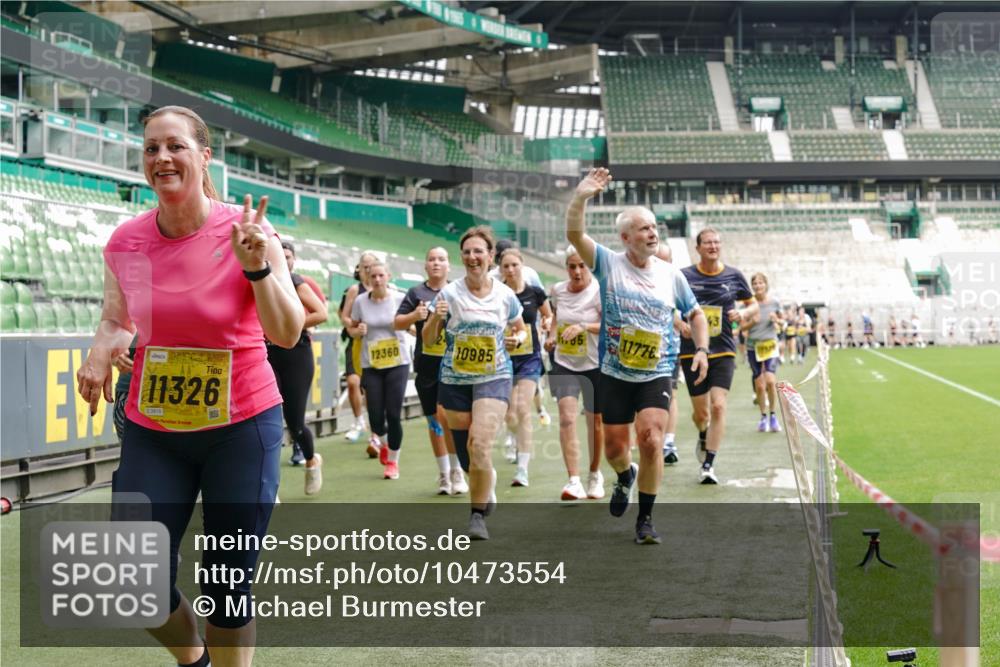 13.09.2026 - 21. swb-Marathon Bremen Michael Burmester http://msf.ph/oto/10473554 13.09.2026 10:37:57 Laufen im Stadion 10090, 10091, 10092, 10150, 10153, 10154, 10168, 10186, 10188, 10190, 10198, 10205, 10237, 10257, 10259, 10260, 10273, 10274, 10283, 10296, 10305, 10315, 10323, 10327, 10331, 10332, 10370, 10375, 10376, 10390, 10429, 10432, 10444, 10465, 10488, 10497, 10500, 10516, 10526, 10598, 10613, 10633, 10645, 10647, 10648, 10654, 10659, 10661, 10663, 10674, 10681, 10682, 10695, 10697, 10802, 10823 meine-sportfotos.de