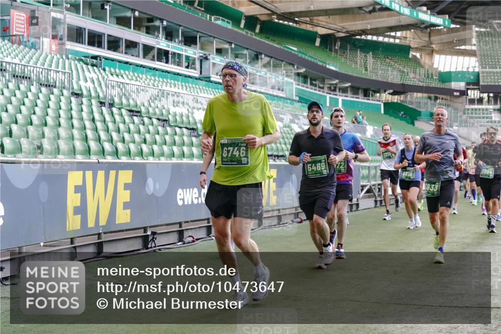13.09.2026 - 21. swb-Marathon Bremen Michael Burmester http://msf.ph/oto/10473647 13.09.2026 13:15:41 Laufen im Stadion 143, 231, 263, 266, 300, 414, 598, 612, 653, 768, 956, 1008, 1047, 1185, 1312, 1465, 1818, 1819, 1874, 2013, 2218, 2235, 2314, 2351, 2359, 2363, 2385, 2386, 2466, 2468, 2484, 2494, 2579, 2664, 2667, 2678, 2690, 2691, 2698, 2737, 2760, 2778, 2783, 2799, 2829, 2838, 2846, 2859, 2861, 2865, 2874, 2887, 2958, 2974, 2978, 3001, 3075, 3133, 3157, 3165, 3185, 3237, 3265, 3331, 3355, 3382, 3387, 3486, 3512, 3670, 3680, 3829, 4034, 4080, 4306, 703 meine-sportfotos.de