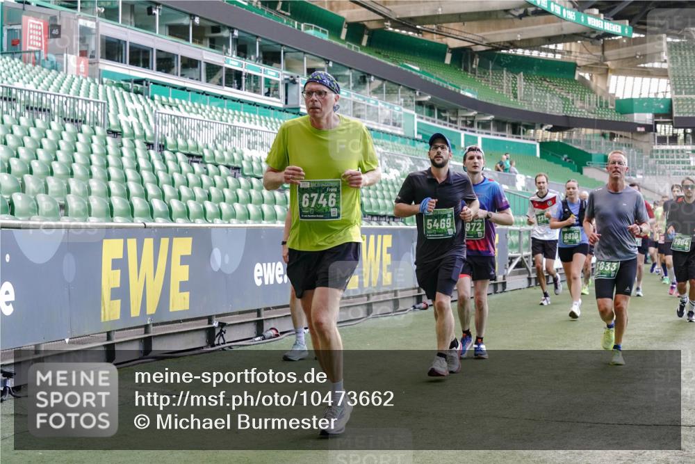 13.09.2026 - 21. swb-Marathon Bremen Michael Burmester http://msf.ph/oto/10473662 13.09.2026 13:15:41 Laufen im Stadion 143, 231, 263, 266, 300, 414, 598, 612, 653, 768, 956, 1008, 1047, 1185, 1312, 1465, 1818, 1819, 1874, 2013, 2218, 2235, 2314, 2351, 2359, 2363, 2385, 2386, 2466, 2468, 2484, 2494, 2579, 2664, 2667, 2678, 2690, 2691, 2698, 2737, 2760, 2778, 2783, 2799, 2829, 2838, 2846, 2859, 2861, 2865, 2874, 2887, 2958, 2974, 2978, 3001, 3075, 3133, 3157, 3165, 3185, 3237, 3265, 3331, 3355, 3382, 3387, 3486, 3512, 3670, 3680, 3829, 4034, 4080, 4306, 703 meine-sportfotos.de