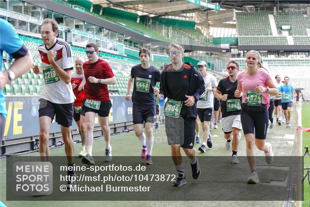 13.09.2026 - 21. swb-Marathon Bremen Michael Burmester http://msf.ph/oto/10473872 13.09.2026 13:15:46 Laufen im Stadion 143, 153, 231, 263, 266, 300, 414, 598, 612, 653, 1008, 1047, 1185, 1312, 1465, 1539, 1818, 1819, 1874, 2013, 2218, 2235, 2314, 2351, 2359, 2363, 2385, 2386, 2466, 2468, 2484, 2494, 2579, 2664, 2667, 2678, 2690, 2691, 2698, 2737, 2760, 2778, 2783, 2799, 2838, 2846, 2859, 2861, 2865, 2874, 2958, 2974, 2978, 3001, 3075, 3133, 3157, 3165, 3185, 3237, 3265, 3331, 3355, 3382, 3387, 3486, 3512, 3670, 3680, 3829, 4034, 4080, 4306, 703 meine-sportfotos.de