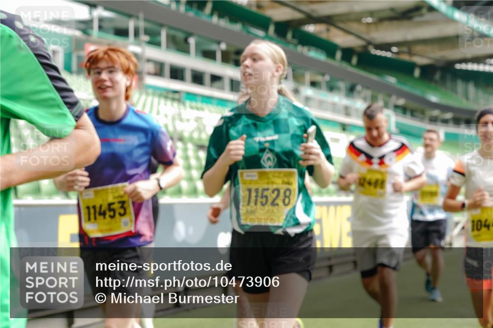 13.09.2026 - 21. swb-Marathon Bremen Michael Burmester http://msf.ph/oto/10473906 13.09.2026 10:38:06 Laufen im Stadion 10090, 10091, 10092, 10150, 10153, 10154, 10168, 10186, 10188, 10190, 10198, 10205, 10237, 10257, 10259, 10260, 10273, 10274, 10283, 10296, 10305, 10315, 10323, 10327, 10331, 10332, 10370, 10375, 10376, 10432, 10444, 10465, 10488, 10497, 10500, 10516, 10526, 10598, 10613, 10633, 10645, 10647, 10648, 10654, 10659, 10661, 10663, 10674, 10681, 10682, 10695, 10697, 10802, 10823 meine-sportfotos.de