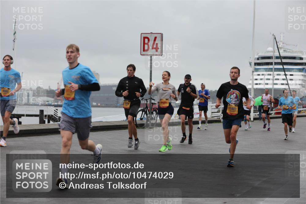 13.09.2026 - Kiel Lauf Andreas Tolksdorf http://msf.ph/oto/10474029 13.09.2026 11:45:24 Kiellinie 6082, 1373, 4, 59485, 18, 11803 meine-sportfotos.de