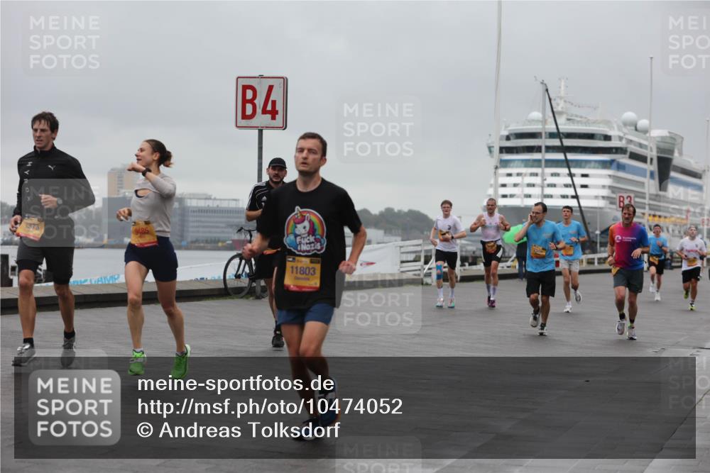 13.09.2026 - Kiel Lauf Andreas Tolksdorf http://msf.ph/oto/10474052 13.09.2026 11:45:25 Kiellinie 7373, 9485, 4, 11803 meine-sportfotos.de