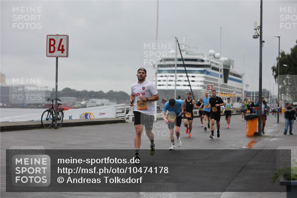 13.09.2026 - Kiel Lauf Andreas Tolksdorf http://msf.ph/oto/10474178 13.09.2026 11:45:33 Kiellinie 4, 5926, 3 meine-sportfotos.de
