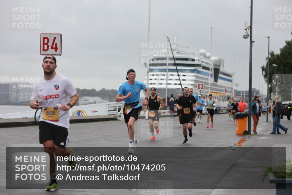 13.09.2026 - Kiel Lauf Andreas Tolksdorf http://msf.ph/oto/10474205 13.09.2026 11:45:34 Kiellinie 4, 5926, 1745, 2392, 3 meine-sportfotos.de