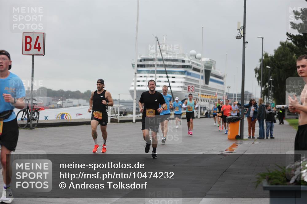 13.09.2026 - Kiel Lauf Andreas Tolksdorf http://msf.ph/oto/10474232 13.09.2026 11:45:36 Kiellinie 4, 1745, 2392, 3 meine-sportfotos.de