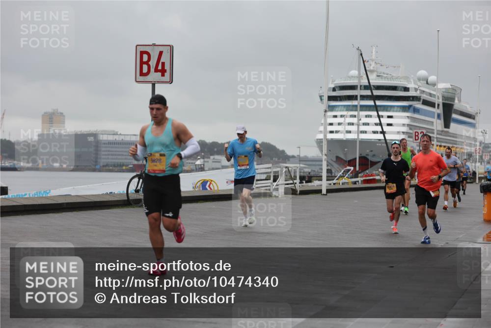13.09.2026 - Kiel Lauf Andreas Tolksdorf http://msf.ph/oto/10474340 13.09.2026 11:45:43 Kiellinie 4, 5828, 11418, 1 meine-sportfotos.de
