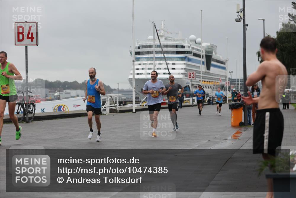 13.09.2026 - Kiel Lauf Andreas Tolksdorf http://msf.ph/oto/10474385 13.09.2026 11:45:48 Kiellinie 5639, 4, 071, 1637, 3 meine-sportfotos.de