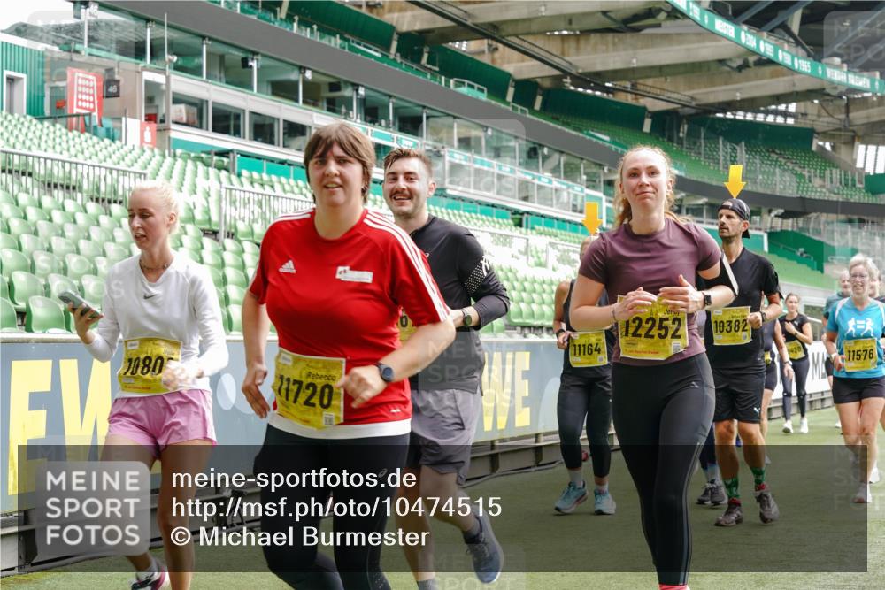 13.09.2026 - 21. swb-Marathon Bremen Michael Burmester http://msf.ph/oto/10474515 13.09.2026 10:38:21 Laufen im Stadion 10090, 10091, 10150, 10168, 10186, 10188, 10190, 10204, 10205, 10238, 10259, 10260, 10273, 10274, 10283, 10305, 10315, 10323, 10327, 10331, 10332, 10360, 10363, 10364, 10370, 10375, 10376, 10404, 10432, 10444, 10457, 10465, 10469, 10488, 10516, 10526, 10595, 10598, 10630, 10645, 10654, 10659, 10661, 10663, 10674, 10681, 10682, 10686, 10695, 10697, 10802, 10823 meine-sportfotos.de
