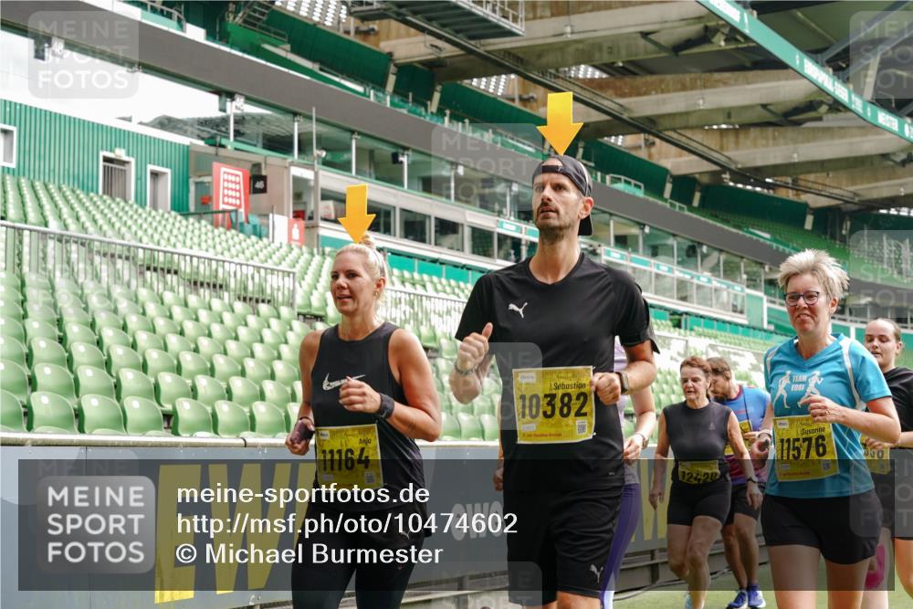 13.09.2026 - 21. swb-Marathon Bremen Michael Burmester http://msf.ph/oto/10474602 13.09.2026 10:38:23 Laufen im Stadion 10090, 10091, 10139, 10150, 10168, 10186, 10188, 10190, 10204, 10205, 10238, 10259, 10260, 10273, 10274, 10283, 10305, 10315, 10323, 10327, 10360, 10363, 10364, 10370, 10375, 10376, 10404, 10432, 10444, 10457, 10465, 10469, 10488, 10516, 10526, 10595, 10598, 10630, 10645, 10654, 10659, 10661, 10663, 10674, 10681, 10682, 10686, 10695, 10697, 10802, 10823 meine-sportfotos.de