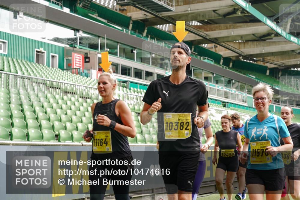 13.09.2026 - 21. swb-Marathon Bremen Michael Burmester http://msf.ph/oto/10474616 13.09.2026 10:38:23 Laufen im Stadion 10090, 10091, 10139, 10150, 10168, 10186, 10188, 10190, 10204, 10205, 10238, 10259, 10260, 10273, 10274, 10283, 10305, 10315, 10323, 10327, 10360, 10363, 10364, 10370, 10375, 10376, 10404, 10432, 10444, 10457, 10465, 10469, 10488, 10516, 10526, 10595, 10598, 10630, 10645, 10654, 10659, 10661, 10663, 10674, 10681, 10682, 10686, 10695, 10697, 10802, 10823 meine-sportfotos.de