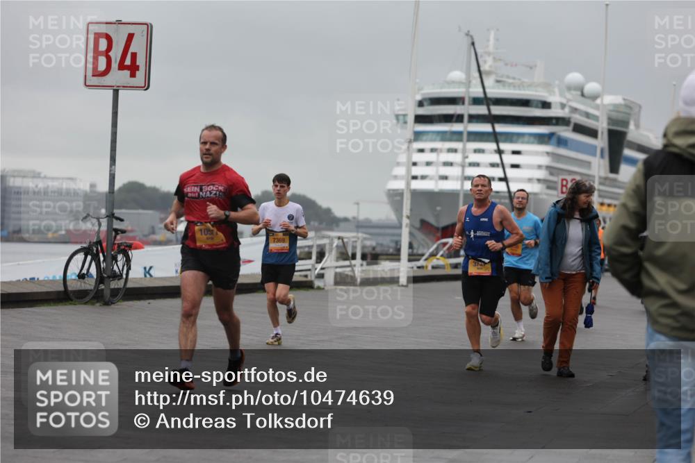 13.09.2026 - Kiel Lauf Andreas Tolksdorf http://msf.ph/oto/10474639 13.09.2026 11:46:12 Kiellinie 4, 105, 7369, 373 meine-sportfotos.de