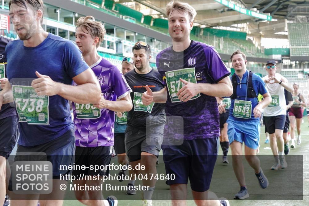 13.09.2026 - 21. swb-Marathon Bremen Michael Burmester http://msf.ph/oto/10474640 13.09.2026 13:16:05 Laufen im Stadion 134, 143, 153, 231, 263, 266, 267, 271, 300, 414, 598, 612, 653, 990, 1047, 1185, 1312, 1465, 1539, 1825, 1874, 1987, 2013, 2218, 2235, 2259, 2351, 2359, 2363, 2381, 2385, 2386, 2466, 2468, 2484, 2494, 2562, 2579, 2664, 2667, 2678, 2690, 2691, 2698, 2737, 2760, 2778, 2783, 2797, 2799, 2846, 2859, 2861, 2865, 2874, 2958, 2974, 2996, 3001, 3075, 3133, 3157, 3165, 3185, 3237, 3265, 3331, 3355, 3366, 3382, 3387, 3486, 3501, 3512, 3670, 3680, 3829, 4034, 4306, 703 meine-sportfotos.de