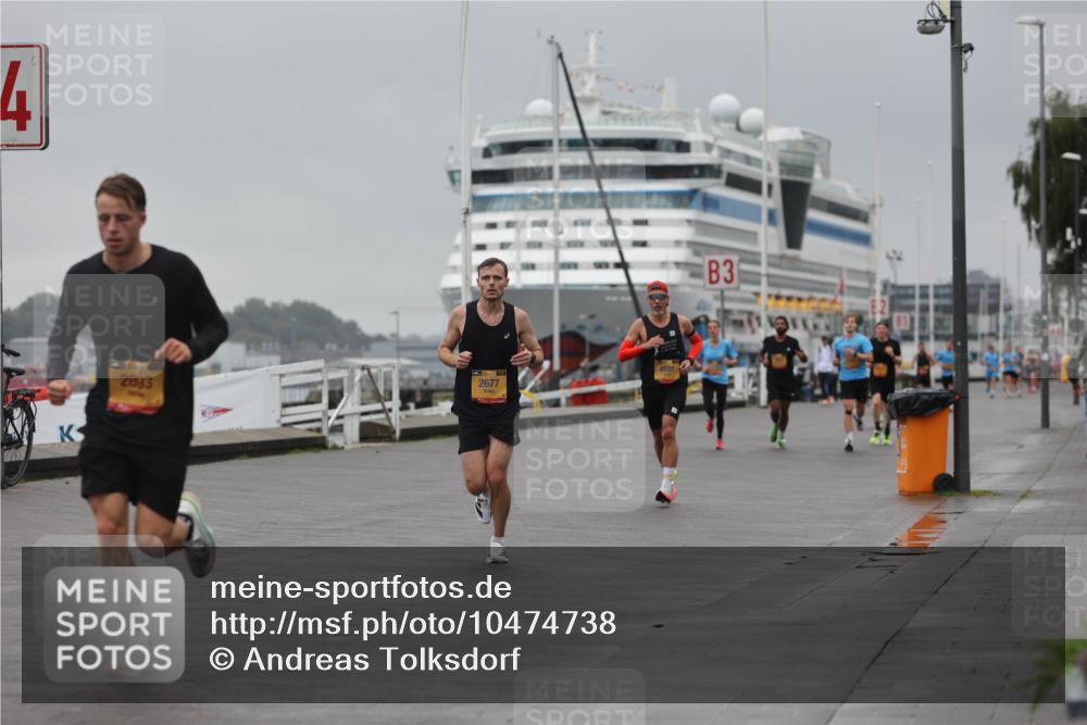 13.09.2026 - Kiel Lauf Andreas Tolksdorf http://msf.ph/oto/10474738 13.09.2026 11:46:42 Kiellinie 4, 2893, 2677, 4591, 3 meine-sportfotos.de