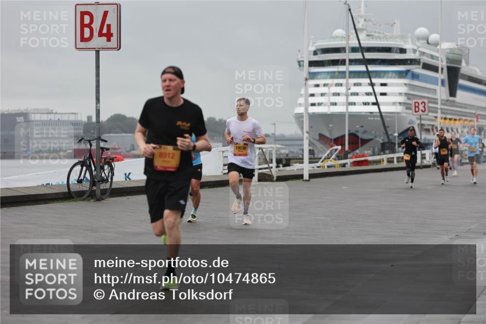 13.09.2026 - Kiel Lauf Andreas Tolksdorf http://msf.ph/oto/10474865 13.09.2026 11:46:54 Kiellinie 4, 8912, 10038, 3 meine-sportfotos.de