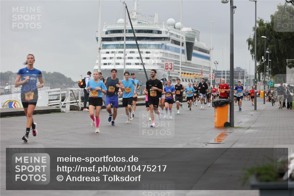 13.09.2026 - Kiel Lauf Andreas Tolksdorf http://msf.ph/oto/10475217 13.09.2026 11:47:32 Kiellinie 655, 4590, 6296, 6746, 3, 1 meine-sportfotos.de