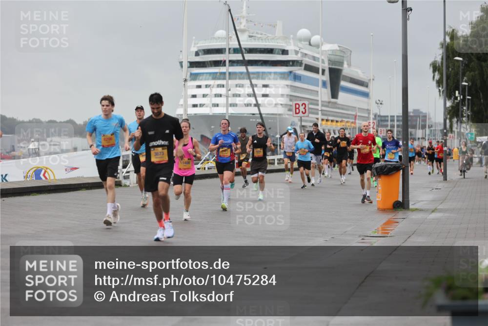 13.09.2026 - Kiel Lauf Andreas Tolksdorf http://msf.ph/oto/10475284 13.09.2026 11:47:36 Kiellinie 6296, 3673, 1408, 3, 1 meine-sportfotos.de