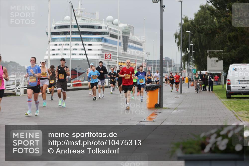 13.09.2026 - Kiel Lauf Andreas Tolksdorf http://msf.ph/oto/10475313 13.09.2026 11:47:38 Kiellinie 5681, 9767, 3, 100 meine-sportfotos.de